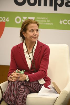 Marta Lora-Tamayo Vallvé
